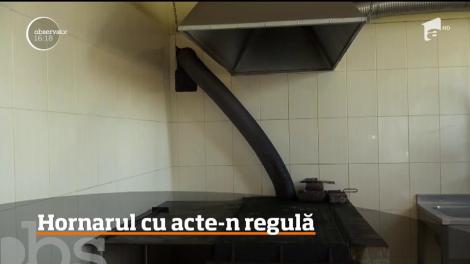 Un bistriţean a renunţat la şofat în favoarea unei meserii pe care astăzi puţini o mai practică: A devenit coşar