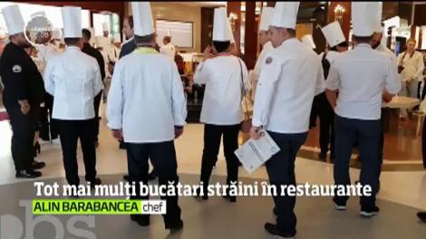 În timp ce bucătarii români merg să muncească în străinătate, antreprenorii din ţara noastră caută forţă de muncă peste hotare