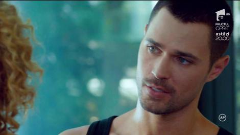 Petru Păun (Alex Iova) și Sonia Caragea (Michaela Prosan), sărut pasional