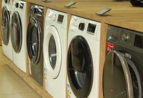 Programul RABLA a fost reinventat. Românii ar putea să îşi înlocuiască frigiderele şi maşinile de spălat vechi cu unele de ultimă generaţie