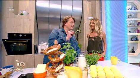 Reţeta zilei! Vlăduț gătește "Găluște cu sos de cașcaval"