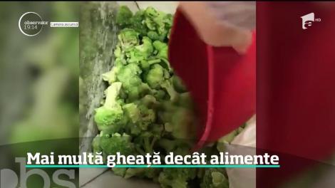 Nu te vei mai atinge de ele! Ce se ascunde în spatele alimentelor congelate luate de la frigiderele din hypermarket  