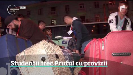 Două zile până la începerea noului an universitar! Studenţii şi-au făcut bagajele şi au pornit la drum spre cămine