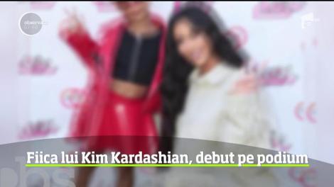 Fetiţa cea mare a lui Kim Kardashian îi calcă pe urme mătuşii sale fotomodel, Kendall Jenner