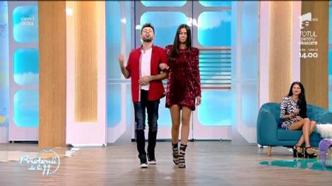 Simplu, feminin și de efect. Prezentare de modă, marca Ioana Popa