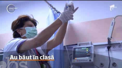 Doi elevi au fost găsiţi aproape &icirc;n comă alcoolică, &icirc;ntr-un liceu din Reghin