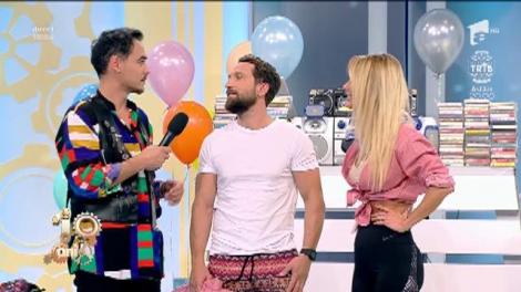 Prima apropriere fizică dintre Dani și Flavia, la Balul Bobocilor de la Neatza. Cei doi dansează senzațional