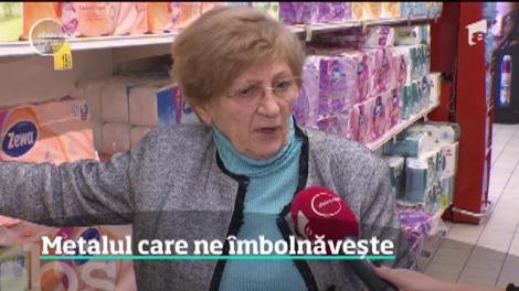 Folosești folie de aluminiu în bucătărie? Iată cu ce BOLI GRAVE riști să te alegi. Cum te poți feri