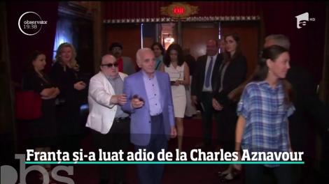Franţa i-a adus un omagiu naţional cântăreţului Charles Aznavour