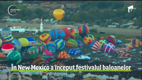 Sute de baloane cu aer cald au colorat cerul statului american New Mexico