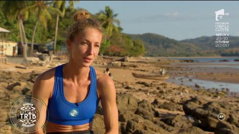 Cameleonii învață să facă clătite umplute cu banane