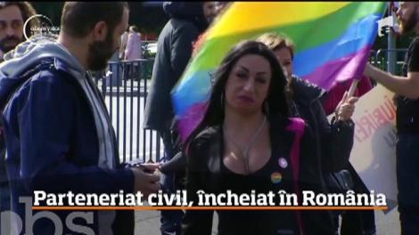 Parteneriat civil, încheiat în România în urmă cu opt ani