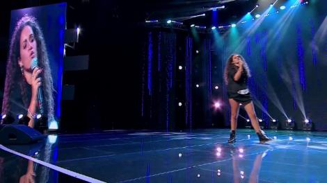 Ma che bellezza! Bianca Moccia, italianca de 15 ani cu voce ce o poate egala pe Celine Dion?