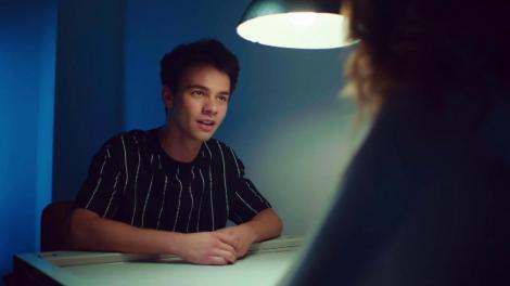 Helene, trasă la răspundere de Petru Caragea