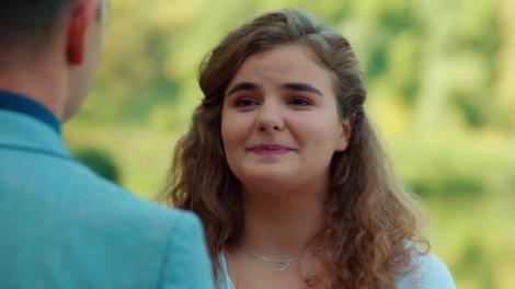 Ioan nu știe cum să-i spună Anei că o iubește