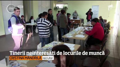 Sunt sute de locuri de muncă disponibile, dar tinerii nu sunt interesați! Care sunt cerințele lor ca să accepte un job