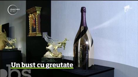 O casă de licitaţii a scos, pentru prima dată în istoria ei, o colecţie întreagă de obiecte de artă din aur masiv