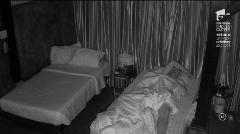 Rănit de imaginile cu Mirela, iubita sa, Ionuț se aruncă în brațele ispitei: "M-a invitat să dorm cu el. Cam ce crezi că urmează?"