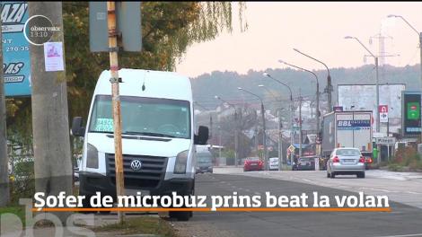 Şoferul unui microbuz a fost prins în timp ce conducea sub influenţa băuturilor alcoolice!