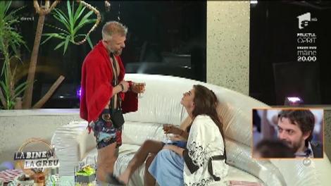 Fetele și burlacul și-au petrecut seara împreună: „Să-l dezbrăcăm pe Laurențiu complet”