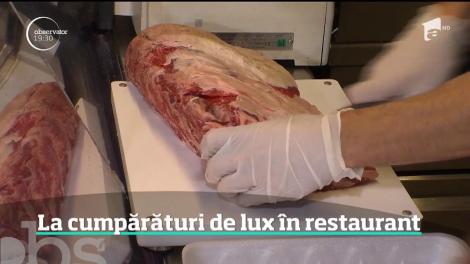 O nouă modă prinde contur. Cea a magazinelor din restaurante. Acolo, un kilogram de carne poate costa şi 150 de lei