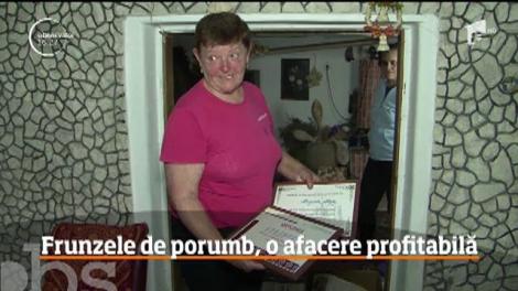 O artistă din Mureş transformă frunzele de porumb în adevărate capodopere