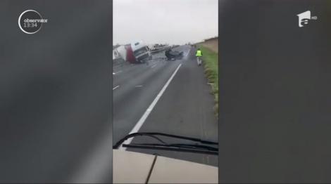 Șofer român, erou în Franța, după ce a salvat o familie prinsă în mașina spulberată de TIR: "Fetița zăcea pe banchetă și o striga pe mami"