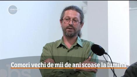 Un poliţist criminalist şi un inginer mecanic, căutători de comori amatori, au descoperit un adevărat tezaur îngropat pe malul unei ape
