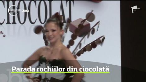 O paradă a modei nu este ceva neobişnuit la Paris. Dar, de această dată, defilarea pe podium chiar a fost deosebită: toate rochiile erau ornate cu ciocolată