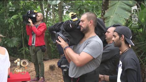 Primele imagini din sezonul 2 "Asia Express"! Paul Ipate și Jojo: "Nu găsim cazare, oare unde o să dormim?"