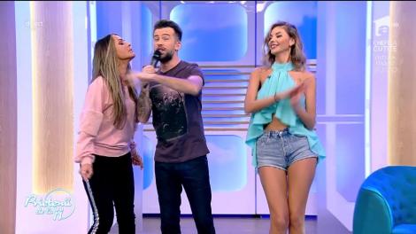 Show total la "Prietenii de la 11"! Florin Riste cântă, LIVE, melodia "Aux Champs Elysées"