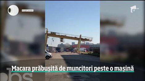 Scene dramatice pe un şantier din Cluj. Muncitorii au încercat să demonteze o macara de la bază, iar urmarea a fost previzibilă. Ce au distrus