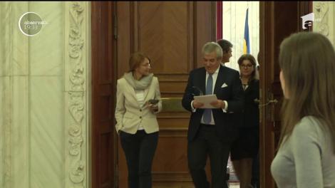 Cerere de urmărire penală pentru Călin Popescu Tăriceanu. Este acuzat de luare de mită!