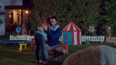 Alex, în lacrimi după ce își vede pentru ultima oară fetița