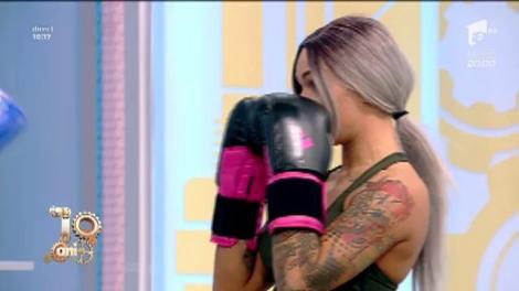 Ucenica Jessica, meci de box cu Dani Oțil: - "Hai să te învăț să te protejezi!" - "Știu deja, dragă, am 38 de ani și n-am citit nimic prin ziare"