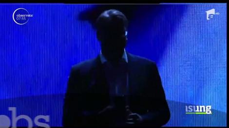 Samsung a prezentat publicului primul telefon cu ecran pliabil