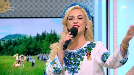 Mihaela Apostol c&acirc;ntă, la Neatza, melodia "Pe la Rădăşeni, prin sat"