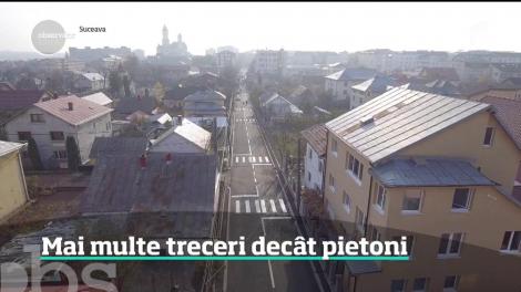 Nouă treceri de pietoni în trei sute de metri. Aşa arată o stradă din Suceava, reabilitată după aproape 50 de ani