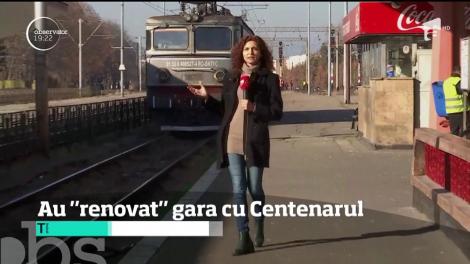 În gara din Braşov, pe afară-i vopsit gardul. Autorităţile au lipit autocolante, cu ocazia centenarului, peste mucegai şi mizerie