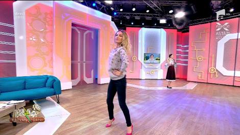 Cosmina Adam - ”Mă gătesc, că-i joc în sat”