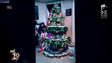 Smiley News. Bradul de Crăciun care se înalță pe mai multe etaje