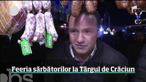 Feerie de lumină şi culoare, în centrul Sibiului la Târgul de Crăciun