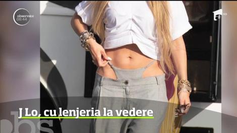 Jennifer Lopez, cu lenjeria intimă la vedere
