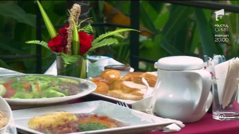 Îmbrățișări tandre între Maria și Bogdan: "Mi-a sărutat urechea!"