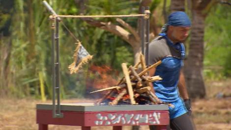 Proba de la duel "Arzi să câștigi" este câştigată de Silviu Geandră din tribul cameleonilor!