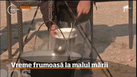 Vreme frumoasă la malul mării