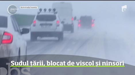 Iarna a răbufnit în forţă şi a adus ninsori, viscol şi polei în 16 judeţe din ţară