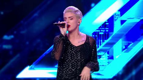 Melanie Fiona - "Give It to Me Right". Vezi interpretarea Mălinei Ciarnău, la duelurile X Factor!