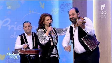 Maria Buză și Taraful George Pătrașcu: "Tot muncind, viața ne trece"