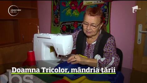 Steagurile rom&acirc;neşti cusute de o argeşeancă &icirc;n atelierul său de acasă ajung &icirc;n toată lumea!